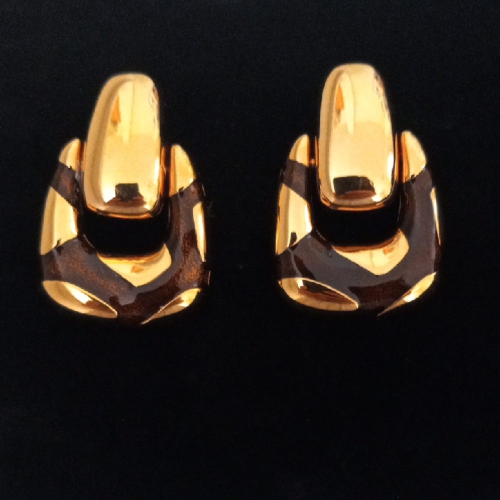 Elegant ST JOHN Vintage Gold-Tone and Brown Enamel Earrings
